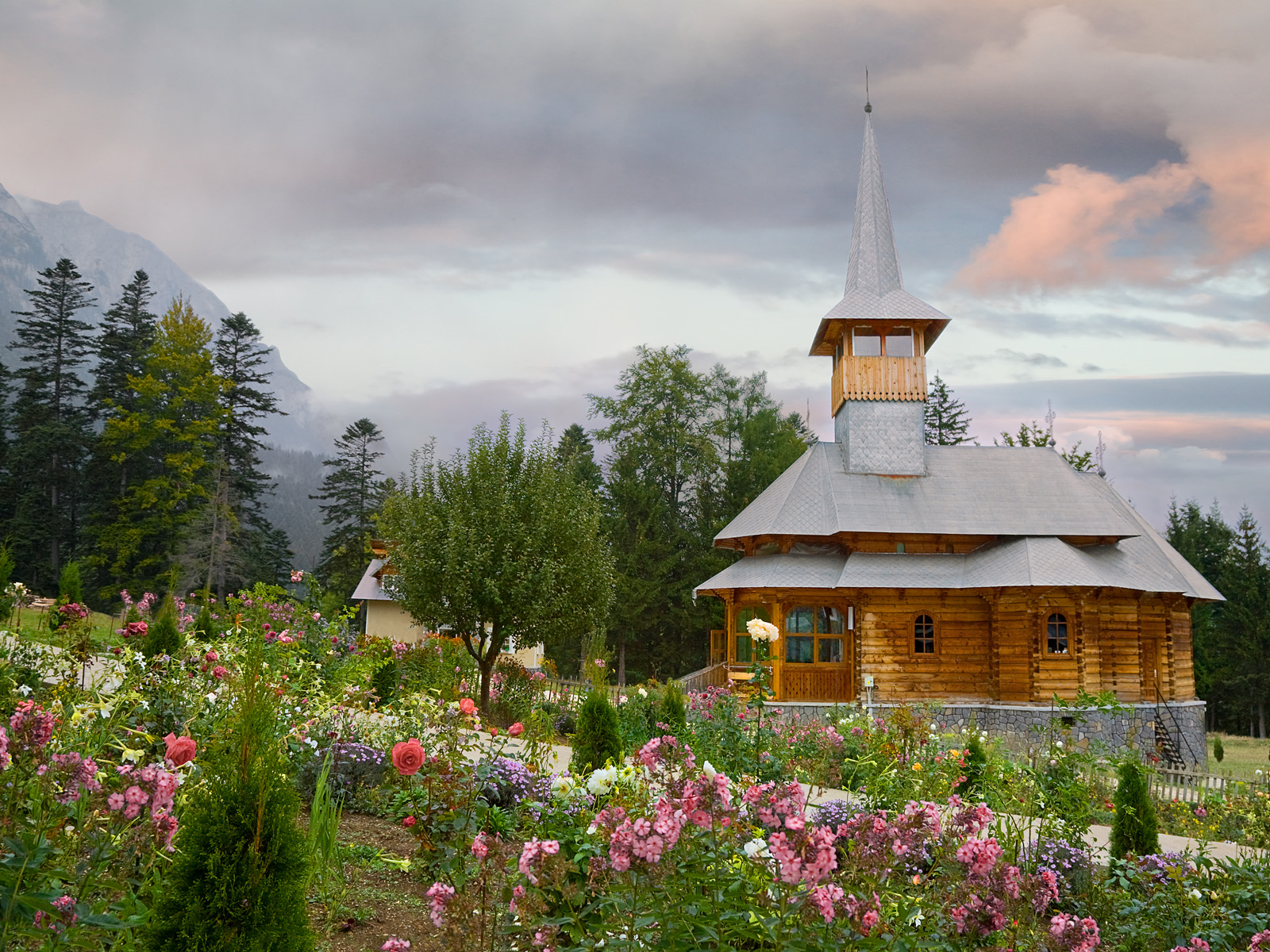 Caraiman_Monastery