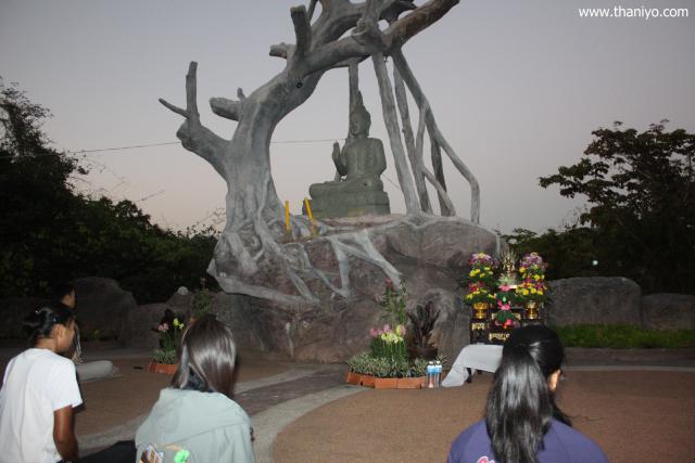 waphukaew12_305