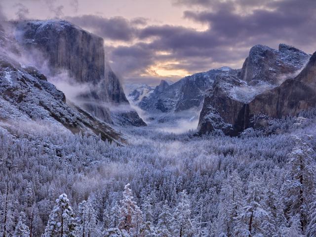 Sierra_Snowstorm