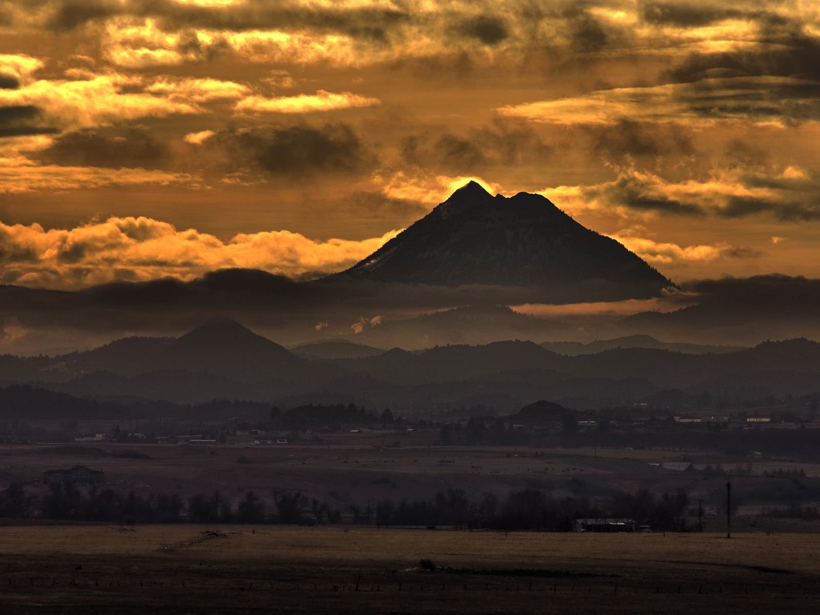 Mount_Shasta_at