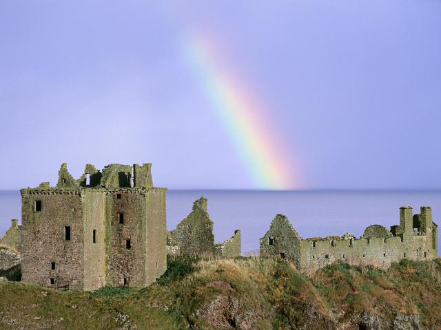 Rainbow_Over_Dunnottar