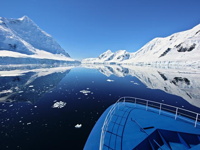 The_Gullet_Antarctica