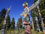 Totem_Poles_Stanley