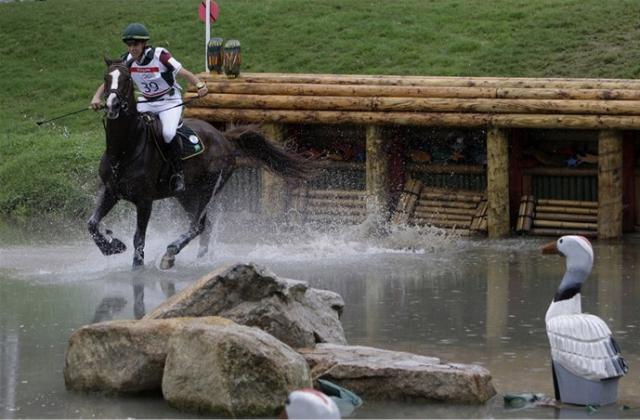 equestrian03