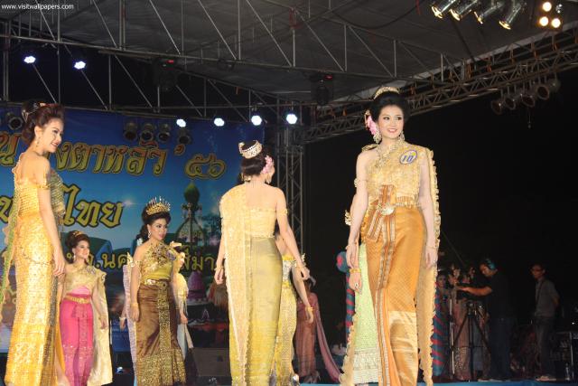 Loi_Krathong_021