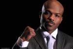 Timothy-Bradley_04