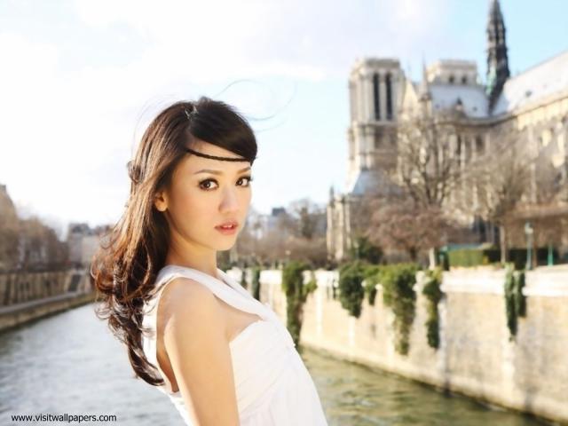 Beautiful_girls_313