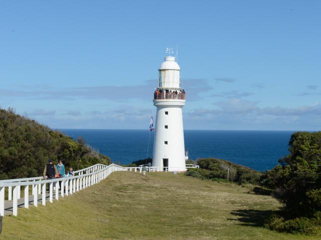 Lighthouse_72