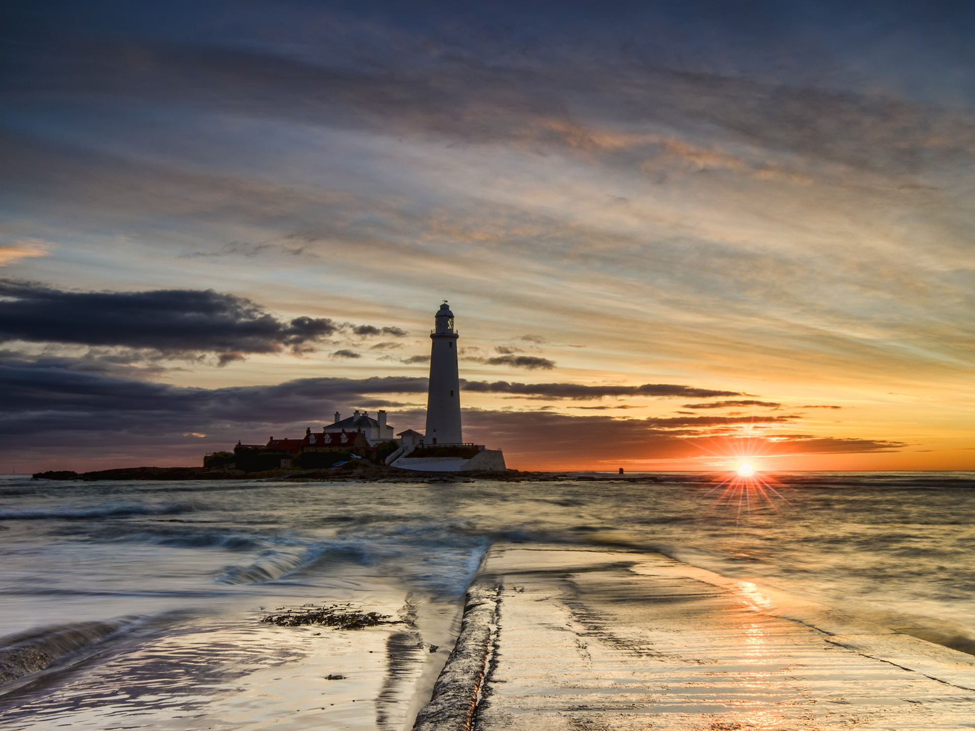 Lighthouse_106
