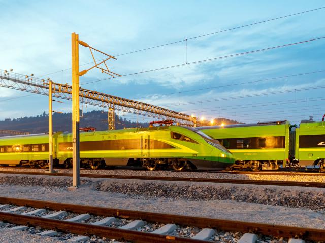 Trains_210