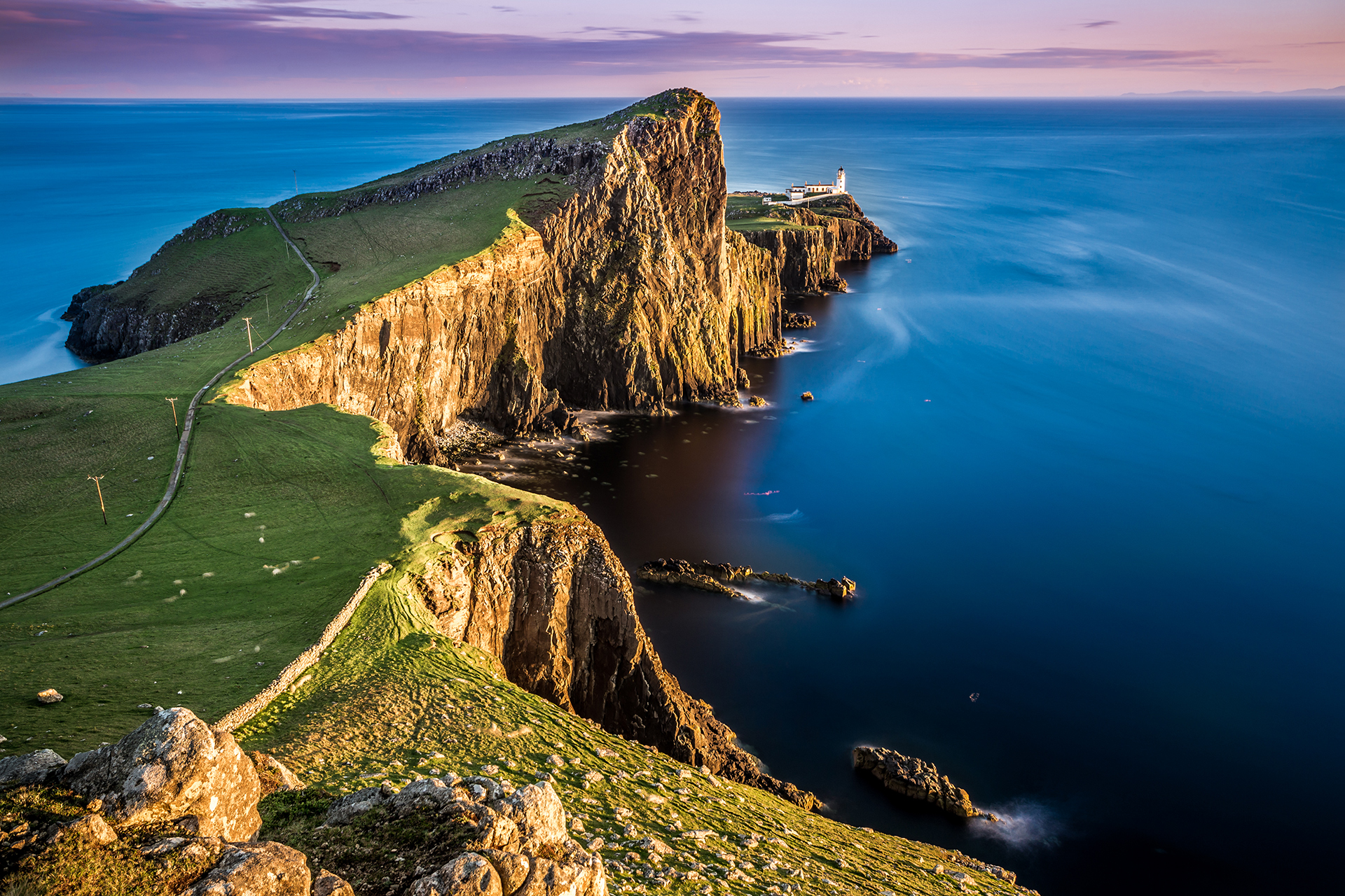 Lighthouse_200