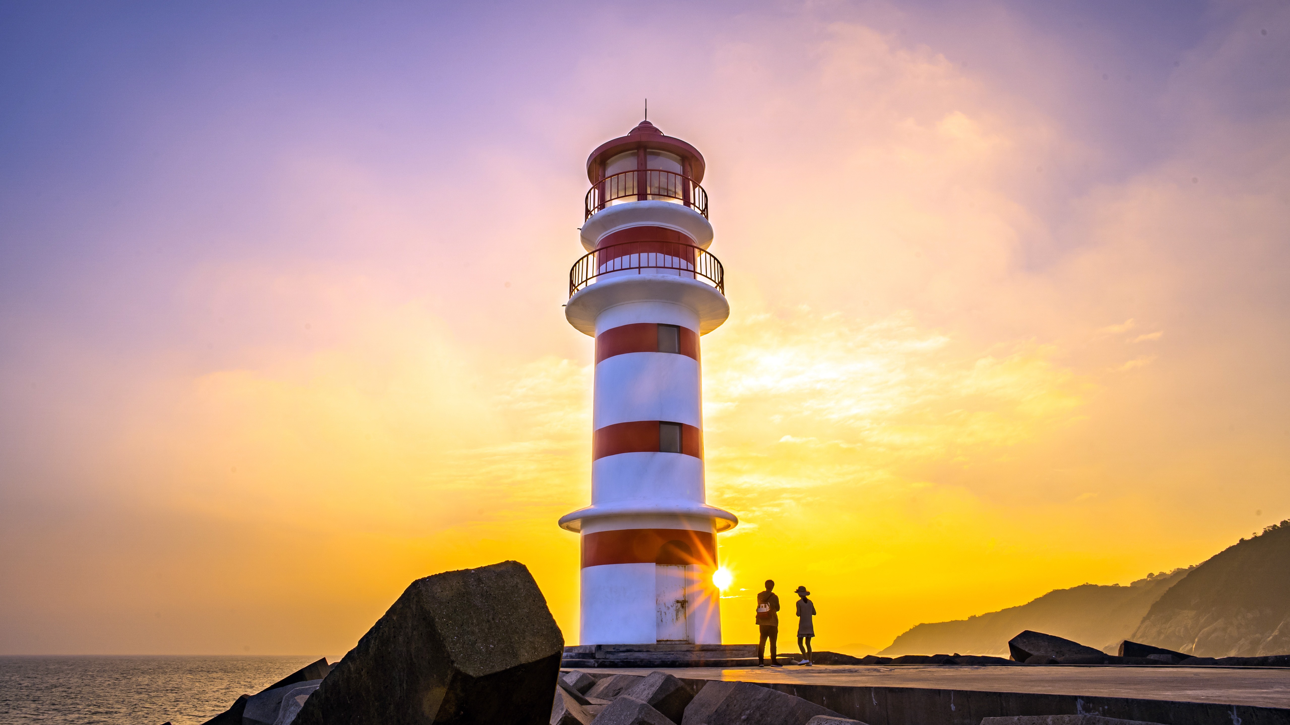 Lighthouse_204