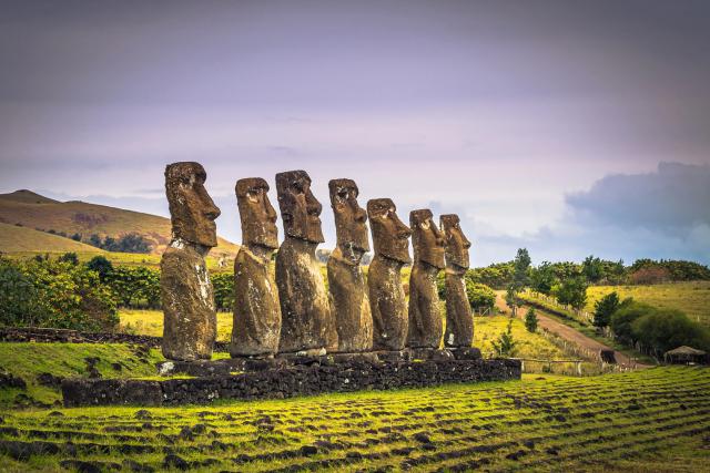 Moai_Stone_Statues_44