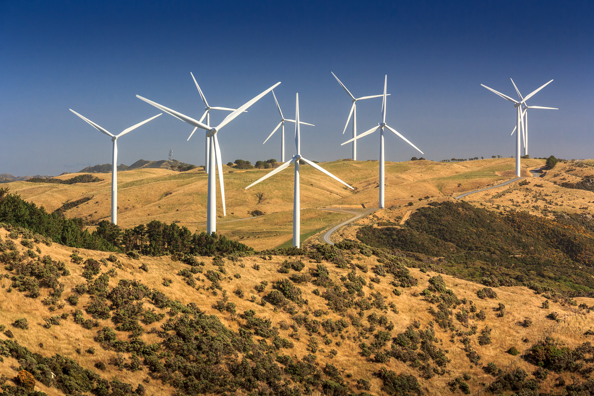 wind_turbines_17