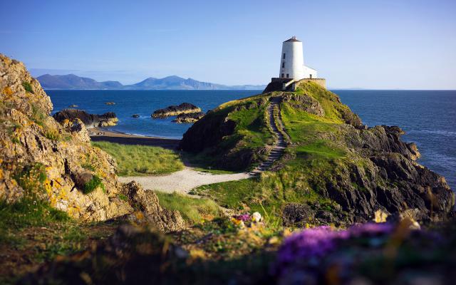 Lighthouse_209