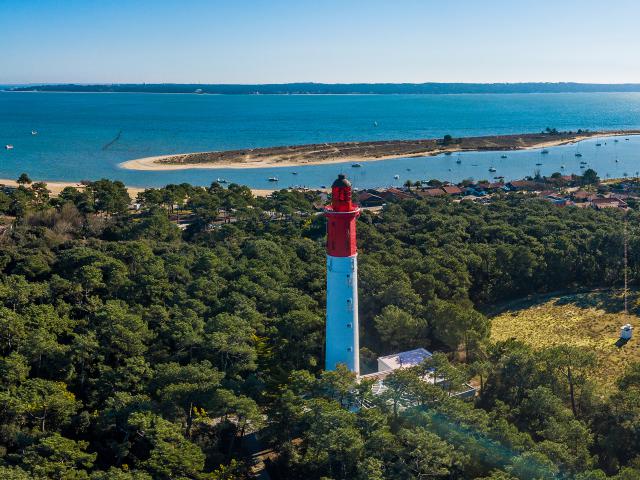 Lighthouse_220
