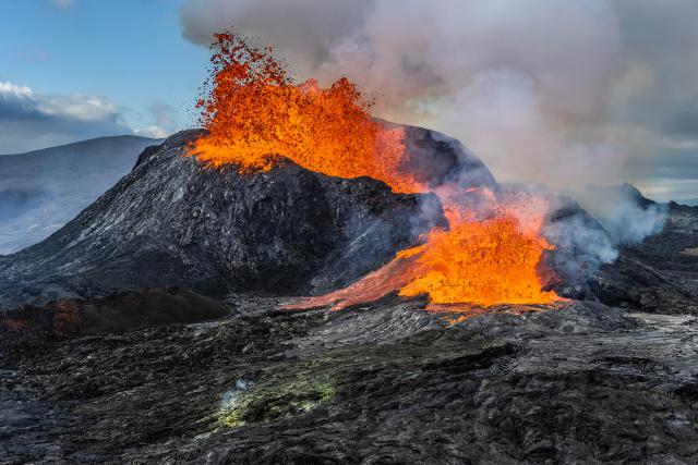 volcanic_eruption_07