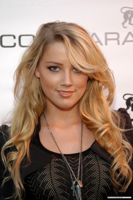 Amber_Heard_01