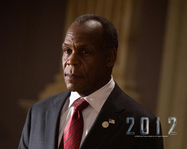 2012movie_15
