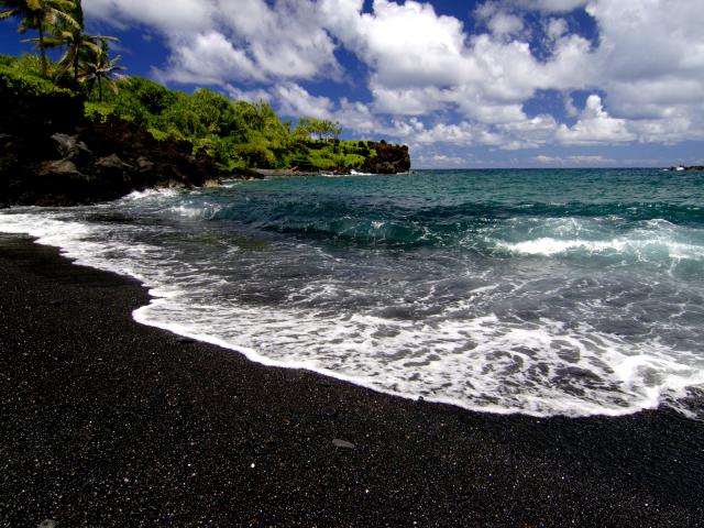 Black Sand Beach, Maui, Hawaii