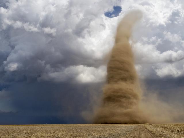 Land Spout Tornado, Greely County, Kansas