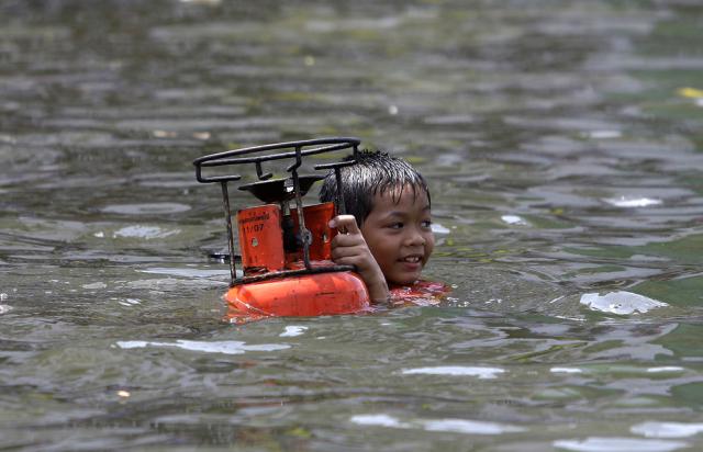 thai_flood_54_012