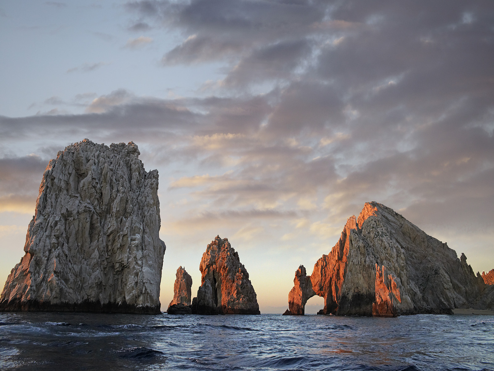 El_Arco_and_Sea