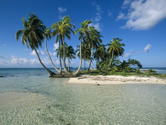 Sapodilla_Cayes_Belize