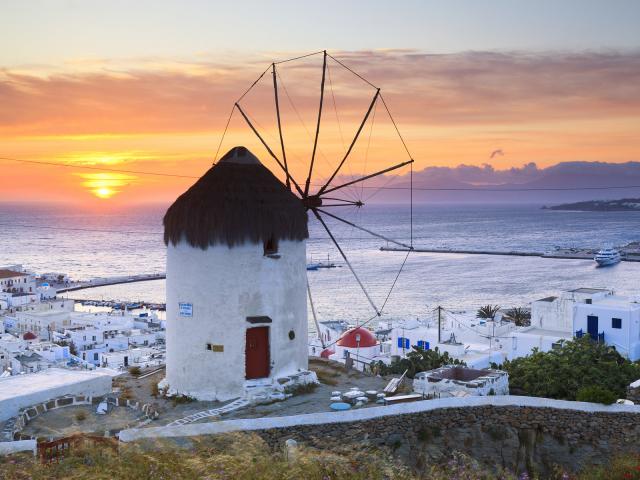 Windmill_at_Sunset