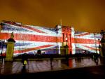 Buckingham_Palace_Illuminated