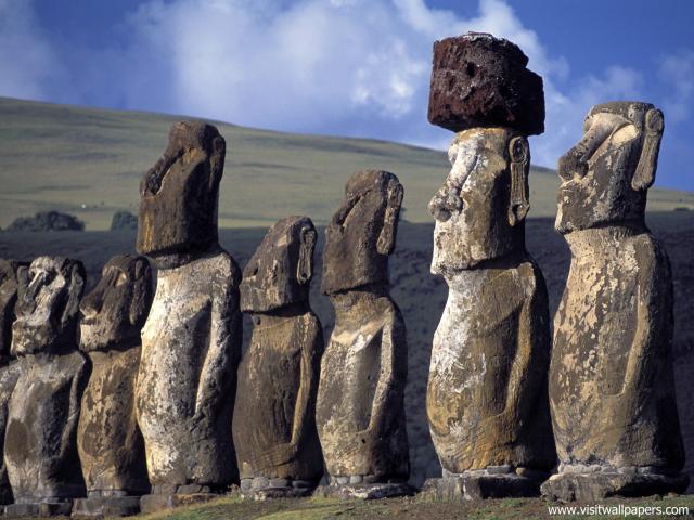 Moai_Stone_Statues_03